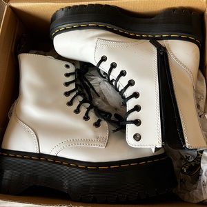 Dr. marten Jadon boot